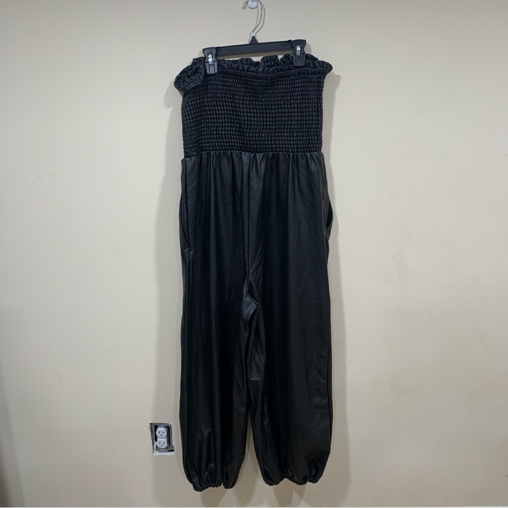 By Anthropologie Faux Leather Balloon Jumpsuit size Large EUC black womens - Picture 7 of 9